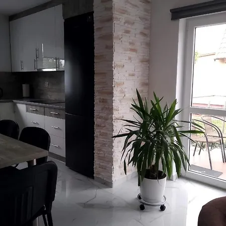 Biały Dom Piecki (Warmian-Masurian)